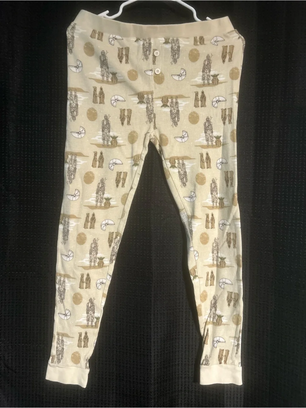 Star Wars The Mandalorian and Grogu Women’s Pajama Set
